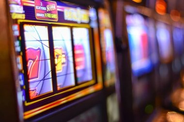 ratujudi What Makes Live Blackjack Distinct